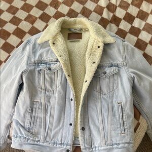 Levi's Cream Sherpa Jacket